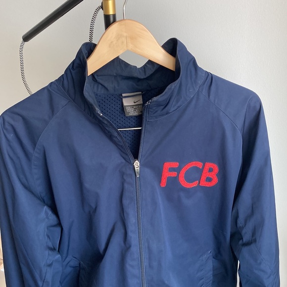 Vintage Nike 90s team football club Barcelona team jacket. Size Large - Picture 4 of 4